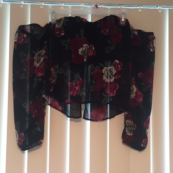 Charlotte Russe Black Floral Off-Shoulder Blouse - Picture 4 of 6